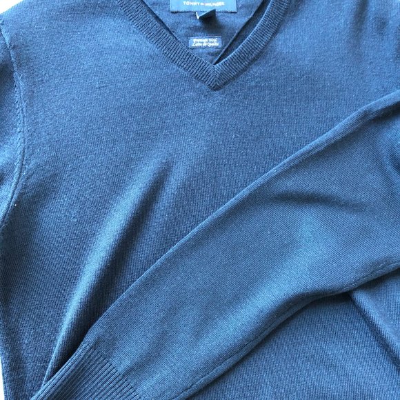 Tommy Hilfiger Men's Wool Sweater | Navy Blue | Small - Picture 3 of 4